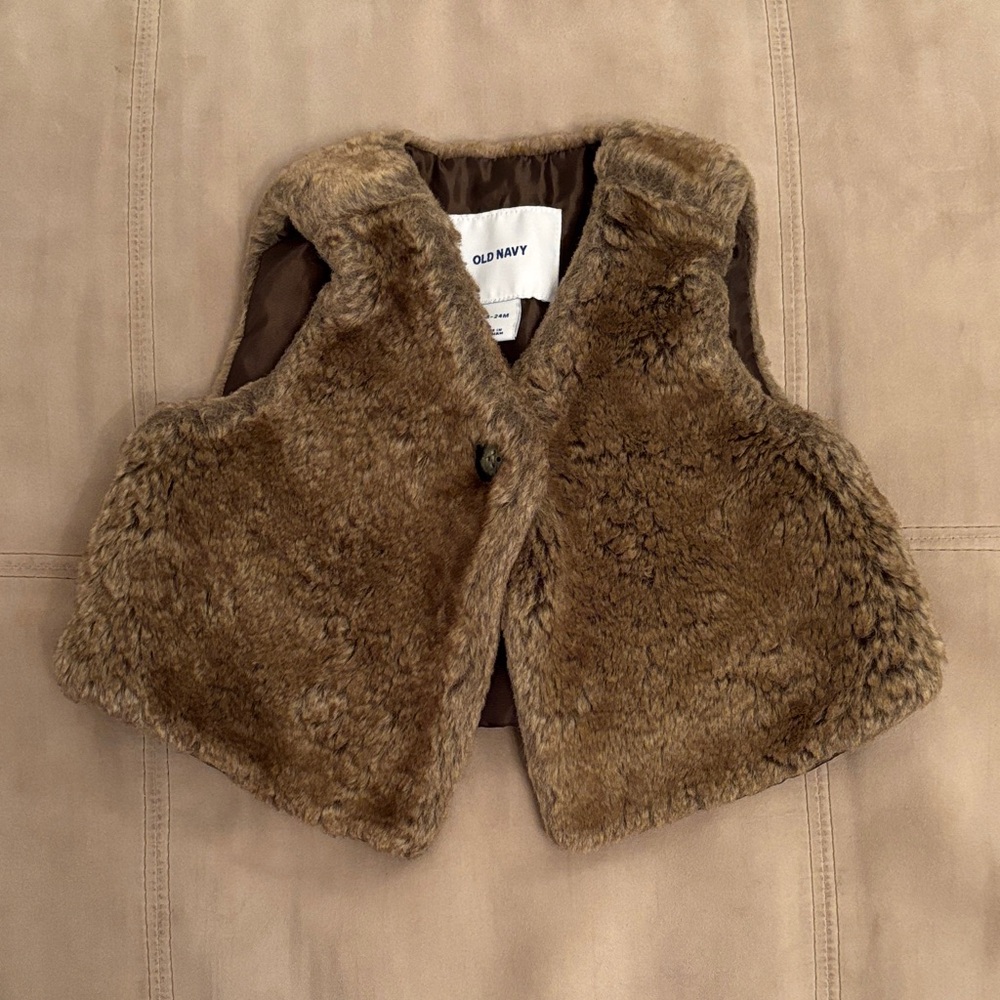 Kid’s Old Navy 18-24M Brown Faux Fur Vest